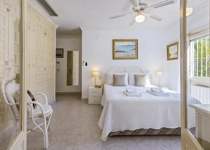 Levante Villa